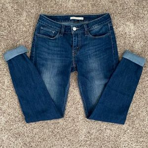 Women’s Levi’s 535 Skinny Jeans size 27